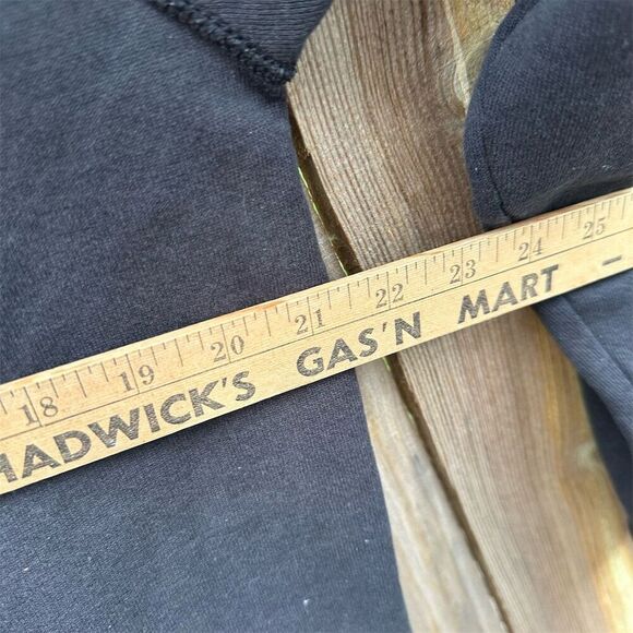 Vintage 1993 Sturgis Native American Graphic Sweatshirt Unisex M - Picture 5 of 7